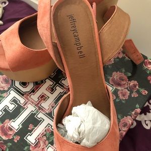 Wood platforms Sandal